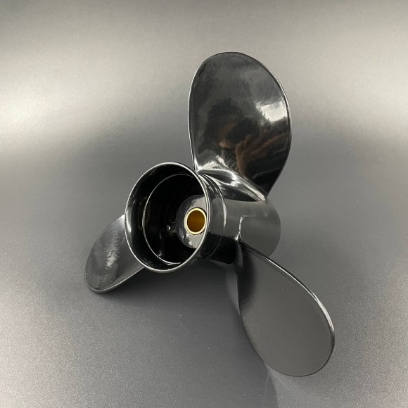 Гребной винт Tohatsu/Mercury 8-9.8 Megara (3x8.9x9.5) (Polastorm) Гребной винт Tohatsu/Mercury 8-9.8 Megara (3x8.9x9.5) (Polastorm)