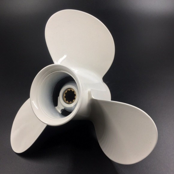 Гребной винт Yamaha 20-30, F20-25 (3x9-7/8x13) Гребной винт Yamaha 20-30, F20-25 (3x9-7/8x13)