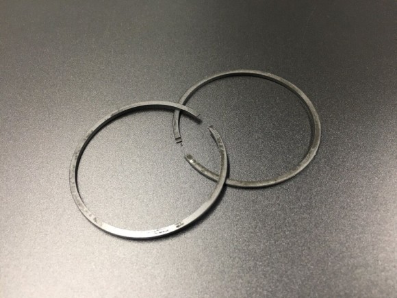 Кольца поршневые, комплект на один поршень Tohatsu 6-9.8 (STD) (Osaka) Кольца поршневые, комплект на один поршень Tohatsu 6-9.8 (STD) (Osaka)