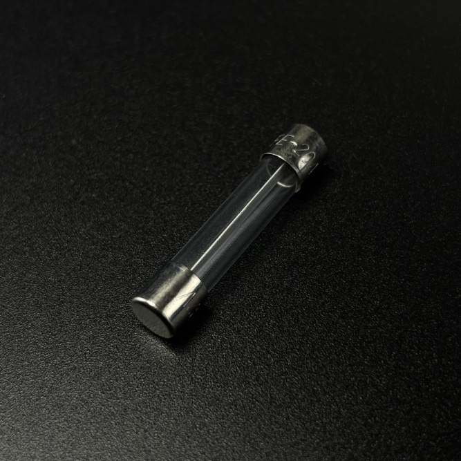 Предохранитель 20А FUSE-20 AMP @5 (Quicksilver)