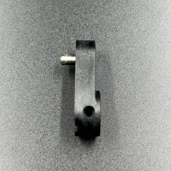 Рычаг оси включения хода Yamaha F9.9-40 (Yamaha)