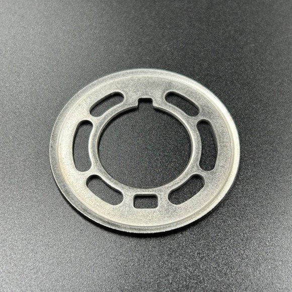 Зажимная пластина шестерни ГРМ Honda BF15 (Honda)