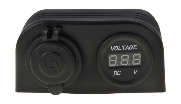 Разъем прикуривателя и цифровой вольтметр для крепления на приборной панели