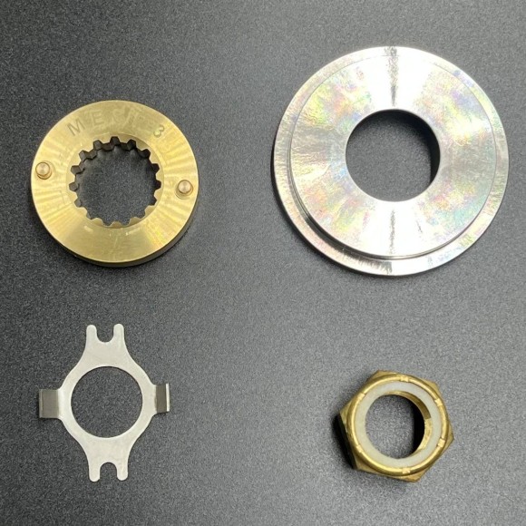 Гребной винт Mercury 90CT-400 (4x15-1/4x24)(RH) (Polastorm) Гребной винт Mercury 90CT-400 (4x15-1/4x24)(RH) (Polastorm)