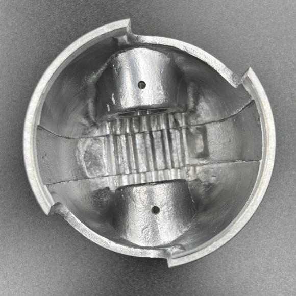 Поршневой комплект Suzuki DT40 (STD) (12100-94400-STD) (Sinera) Поршневой комплект Suzuki DT40 (STD) (12100-94400-STD) (Sinera)