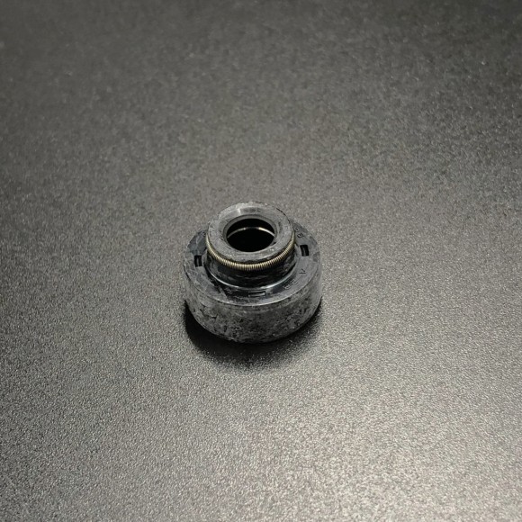 Сальник Honda (91253-ZW4-003) (7x17.5x7) (honda)