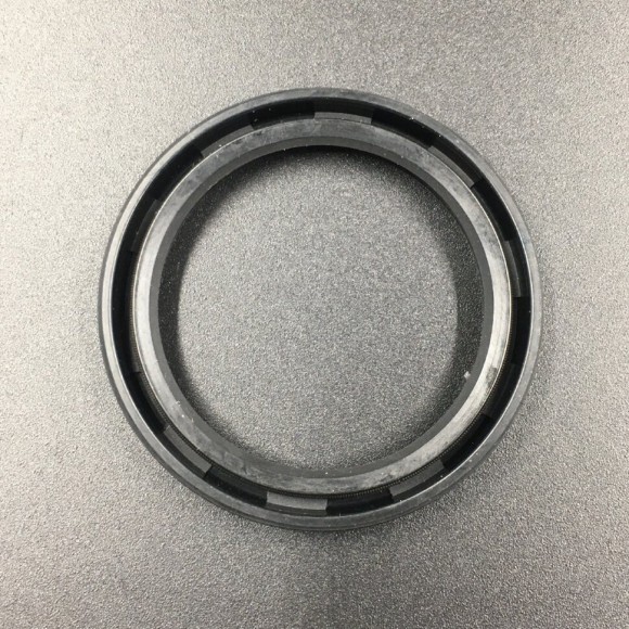 Сальник Yamaha (93102-40M14; 93102-40M38) (40x52x6) (Omax)