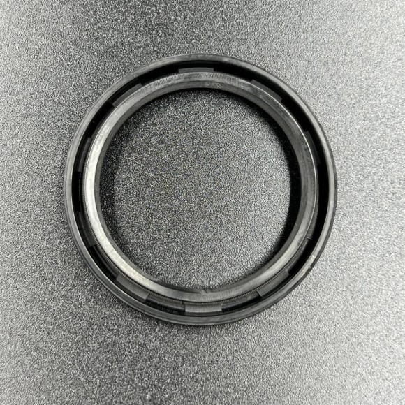 Сальник Yamaha (93102-40M14; 93102-40M38) (40x52x6) (Omax)