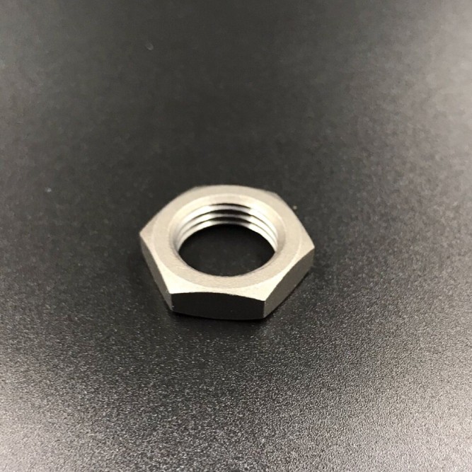 Гайка ведущей шестерни Yamaha 90170-16M01