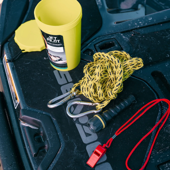 Аварийный спасательный набор JetPilot Venture Marine Safety Equipment Аварийный спасательный набор JetPilot Venture Marine Safety Equipment