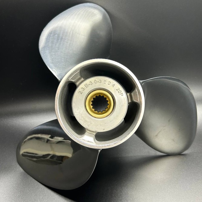 Гребной винт Yamaha 60-140, F70-F130  Stella Plus (3x13 1/2x20) (Сталь) (Polastorm)