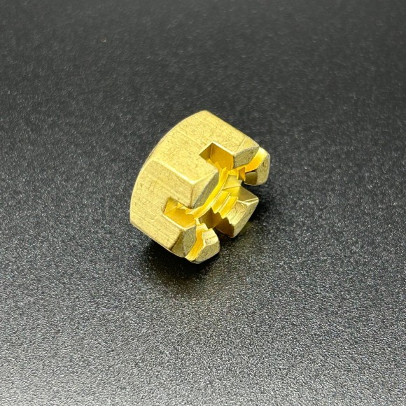 Гайка крепления гребного винта MERCURY/Tohatsu 8-30 (11-161471) (Quicksilver) Гайка крепления гребного винта MERCURY/Tohatsu 8-30 (11-161471) (Quicksilver)