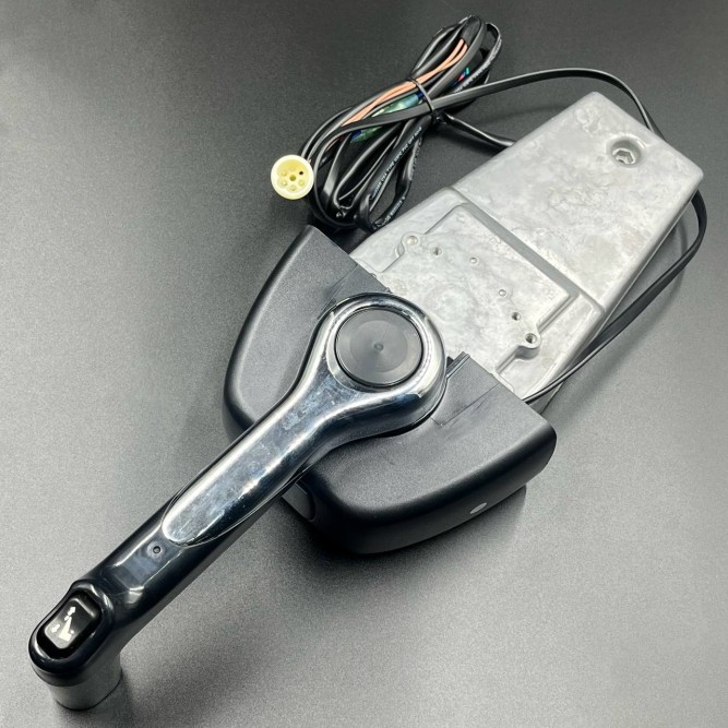 Дистанционное управление Yamaha 704 (Врезное) (Толкает) (PWB)