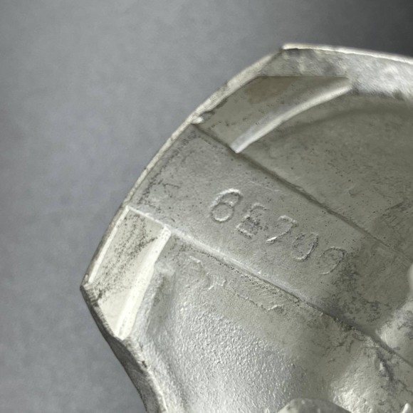 Поршень Yamaha 9.9-15 (STD) (682-11631-00) (Osaka) Поршень Yamaha 9.9-15 (STD) (682-11631-00) (Osaka)