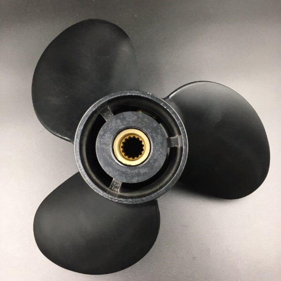 Гребной винт Suzuki DF90-140, DF70A-140A, DF100B (3x13-1/4x17) (УЦЕНКА, НЕТ КОРОБКИ)