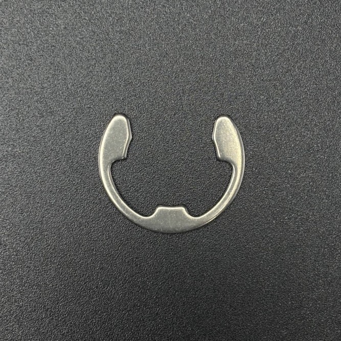 Кольцо стопорное стальное E RING (Quicksilver)