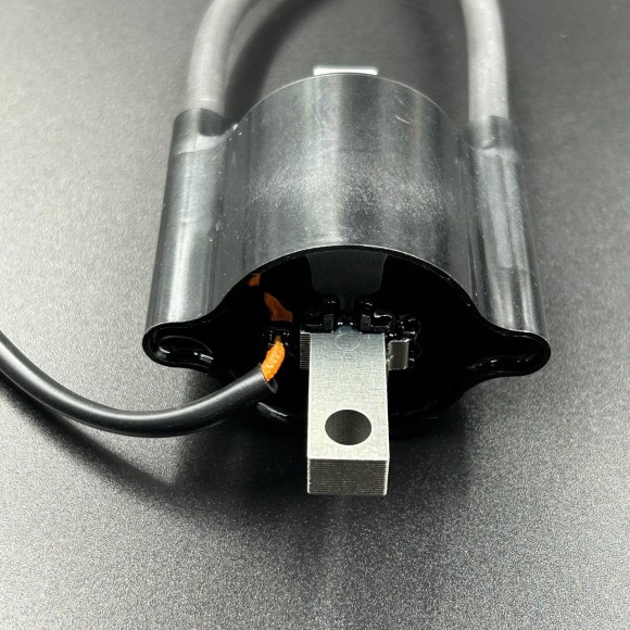 Катушка высоковольтная Yamaha VK540 (88T-82310-01; 8AB-82310-09) (Yamaha)