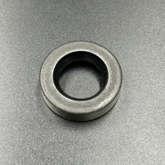 Сальник Mercruiser (18x32x7) (26-90562) (Quicksilver)