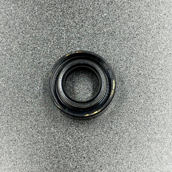 Сальник Honda (91252-ZV1-003) (13х23х8) (Honda)