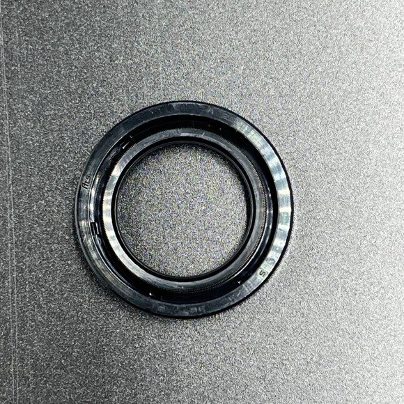 Сальник Honda (91253-ZZ3-003) (17x36x6) (Honda)