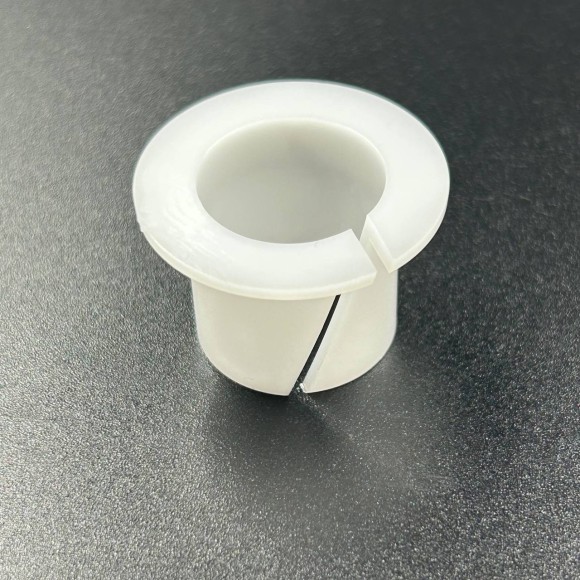 Втулка струбцины пластиковая Yamaha 40-90, F40-130 (Omax)