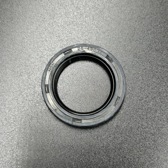 Сальник редуктора Mercury (26-43036) (25х37.4х4.9) (Quicksilver)
