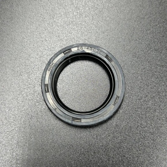 Сальник редуктора Mercury (26-43036) (25х37.4х4.9) (Quicksilver)