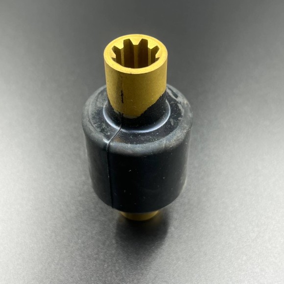 Втулка гребного винта резиновая Suzuki DT20-DT30, DF25-DF30, DF25A-DF30A (Omax) Втулка гребного винта резиновая Suzuki DT20-DT30, DF25-DF30, DF25A-DF30A (Omax)