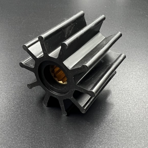 Крыльчатка помпы охлаждения для VOLVO-PENTA (834794; 876120) (Omax) Крыльчатка помпы охлаждения для VOLVO-PENTA (834794; 876120) (Omax)