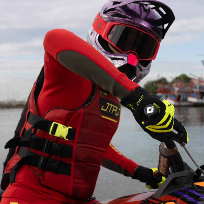 Комплект гидрокостюм и гидрокуртка JetPilot Vault Race Red, XS