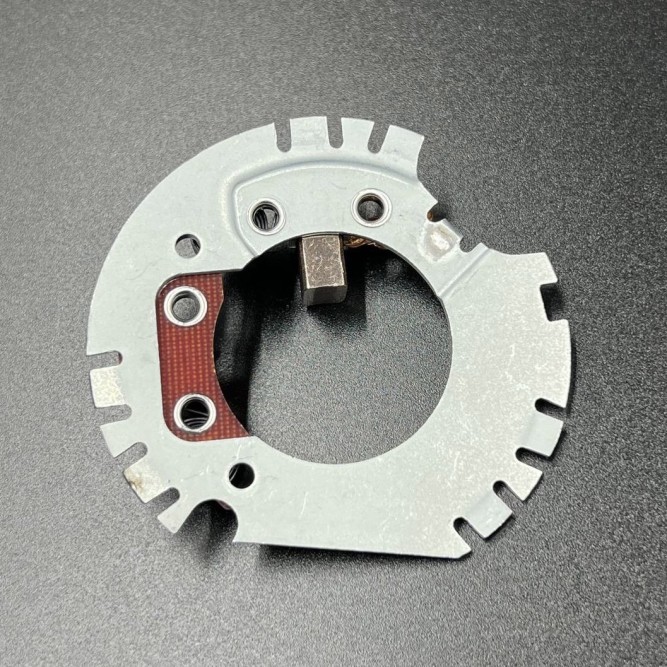 Щетки стартера Yamaha VK540 (8L6-81840-50) (Yamaha)