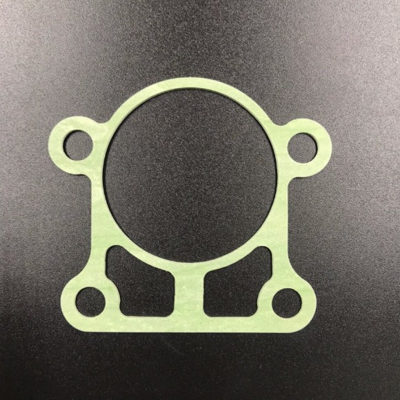 Прокладка под основание помпы охлаждения Yamaha 25-70 (663-44316-00) (Yamaha) Прокладка под основание помпы охлаждения Yamaha 25-70 (663-44316-00) (Yamaha)