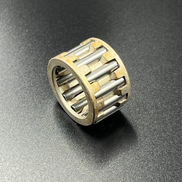 Подшипник шатунный Tohatsu 25-30 (20x28x18) (Osaka)