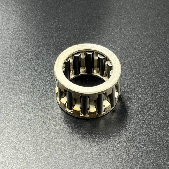 Подшипник шатунный Tohatsu 25-30 (20x28x18) (Osaka)