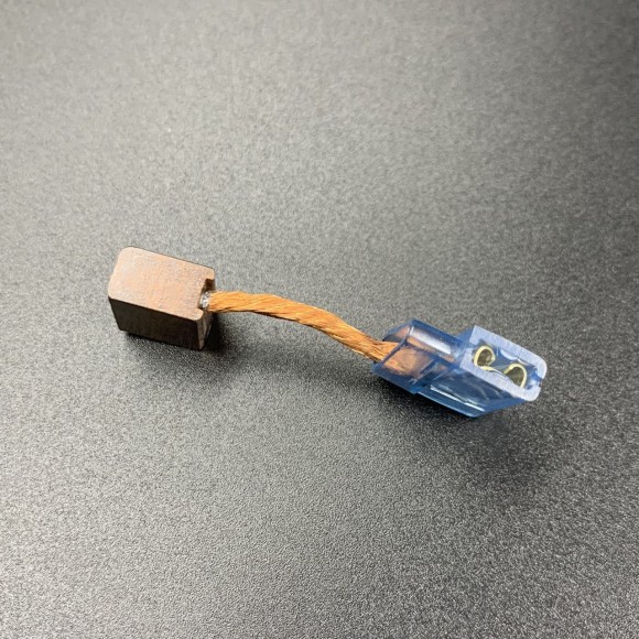 Щетка мотора гидравлики Yamaha 40-50, F40-70 (Yamaha)