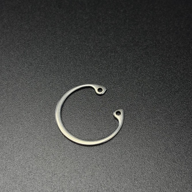 Кольцо стопорное стальное диам. 24 мм RING-RETAINING (Quicksilver)