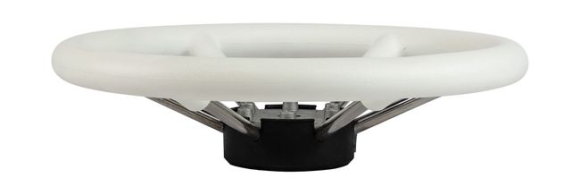 Рулевое колесо LEADER TANEGUM белый обод серебряные спицы д. 330 мм Рулевое колесо LEADER TANEGUM белый обод серебряные спицы д. 330 мм