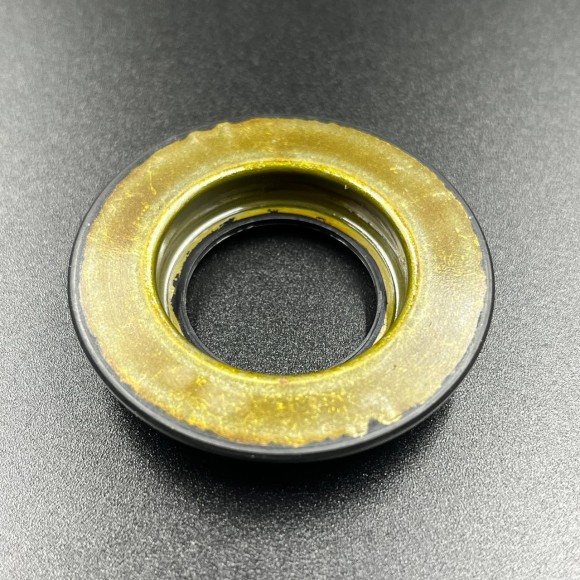 Крышка сальников Yamaha 6E5-45344-00