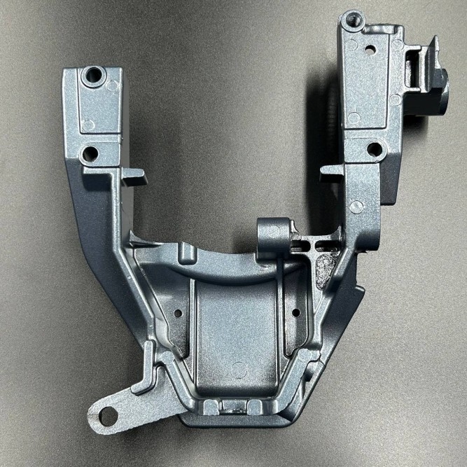 Крепление подушек верх Yamaha 25-30 (YUELANG)