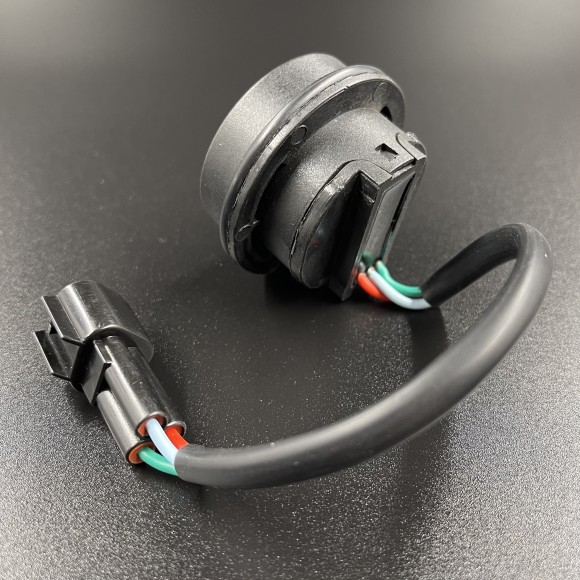 Кнопка гидроподъема в поддон Yamaha 200-250 (Omax)
