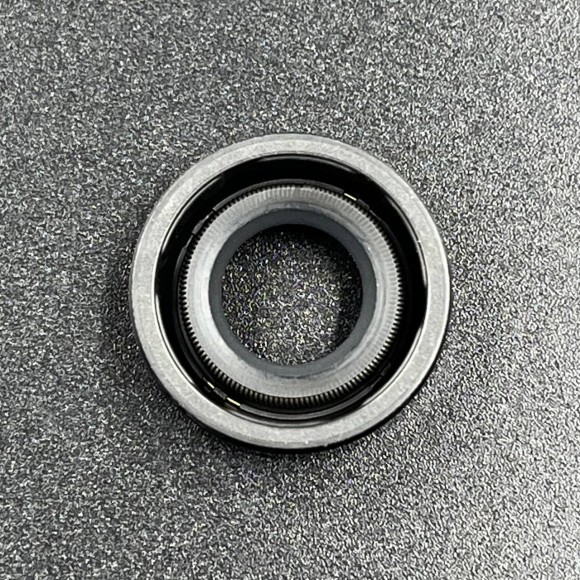 Сальник Tohatsu (3F0-01215-0) (10.1x20x7) (Tohatsu)