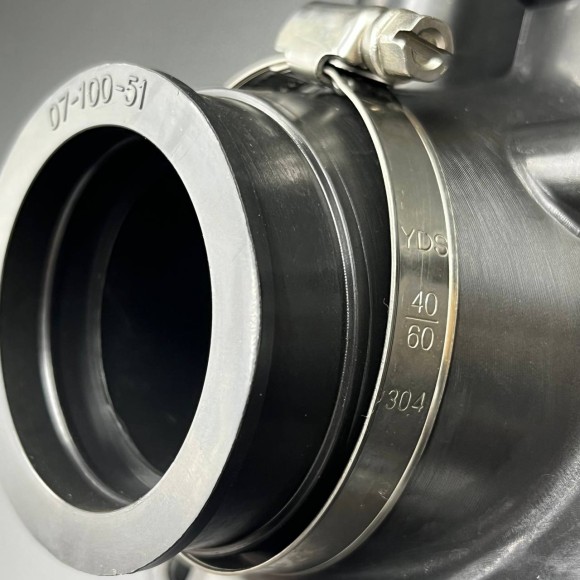 Впускной патрубок карбюратора Polaris (1253327) (KINETIX) Впускной патрубок карбюратора Polaris (1253327) (KINETIX)