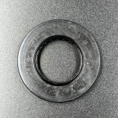 Сальник коленвала Suzuki 09283-25076