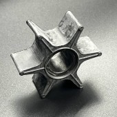 Крыльчатка помпы охлаждения Tohatsu 45-70 (2цилиндра) (Omax) Крыльчатка помпы охлаждения Tohatsu 45-70 (2цилиндра) (Omax)