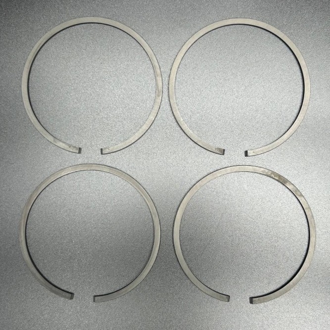 Набор поршневых колец PISTON RING-O/S (Quicksilver)
