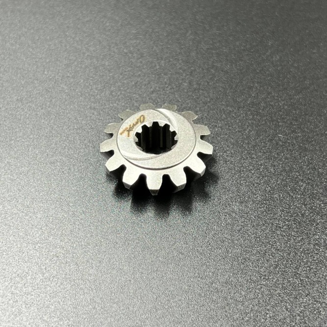 Шестерня вертикального вала (Пиньон) Yamaha E8D (647-45551-00) (Omax)