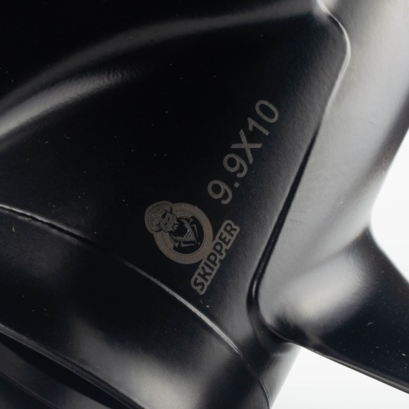 Винт гребной  Skipper для Suzuki 50-140HP, диаметр 13 3/4 алюминиевый, лопастей - 3, шаг 15"