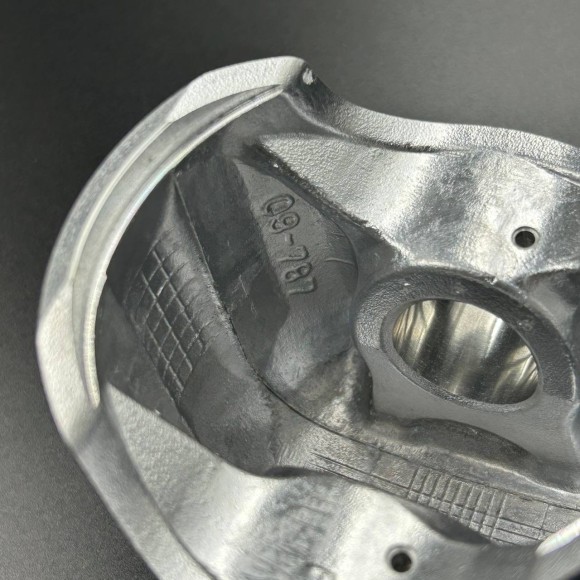 Поршневой комплект BRP SKI DOO 1000 (STD) (KINETIX) Поршневой комплект BRP SKI DOO 1000 (STD) (KINETIX)