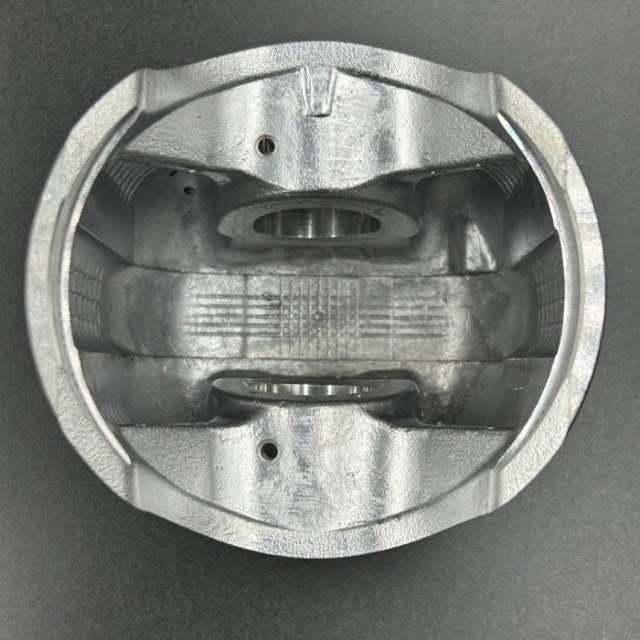 Поршневой комплект BRP SKI DOO 1000 (STD) (KINETIX) Поршневой комплект BRP SKI DOO 1000 (STD) (KINETIX)