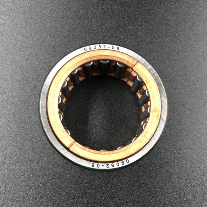 Подшипник роликовый Yamaha 75-90 (36x52x24) (Omax)